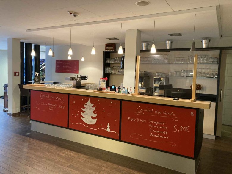 Gastronomiebereich in der Sauna