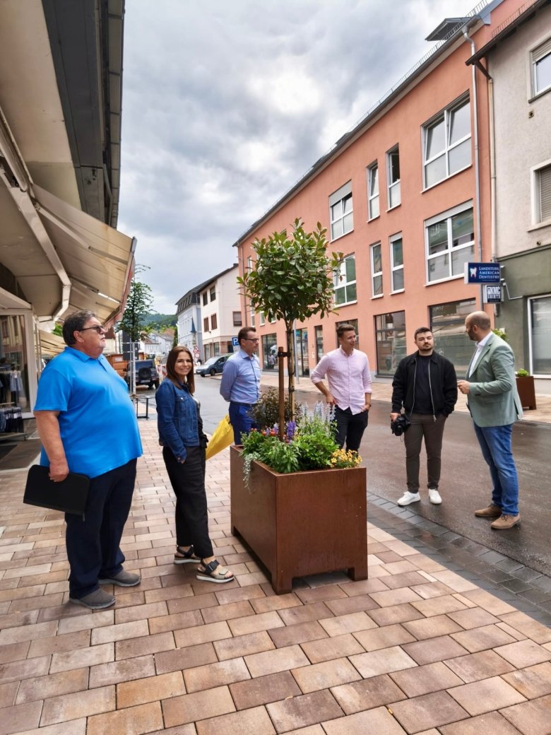 ADD besichtigt Baustelle in der Kaiserstraße