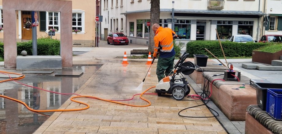 Alter Markt wird für den Sommer vorbereitet