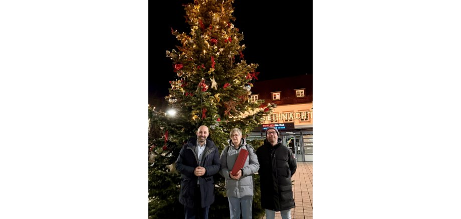 Dank für Tannenbaumspende Übergabe Bild Burg Nanstein